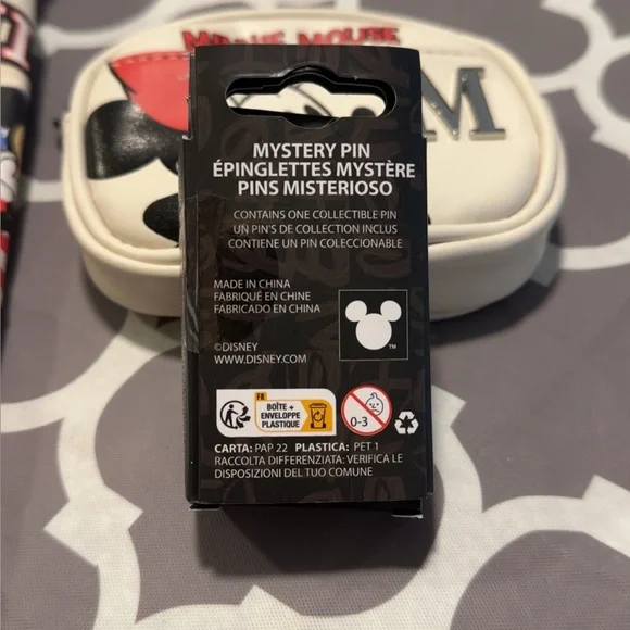 Disney Loungefly Mystery Pin & Primark Bag Bundle - Picture 7 of 10